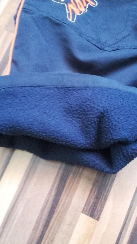 Podšité tepláky, 98