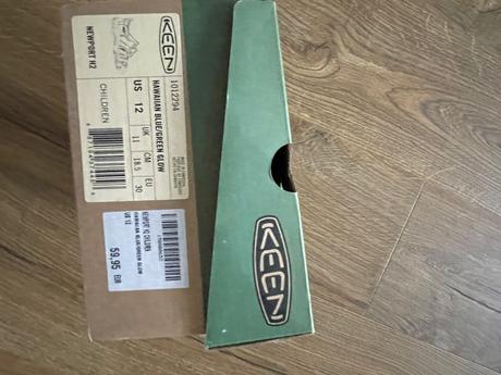 Letné sandále/tenisky, keen,30