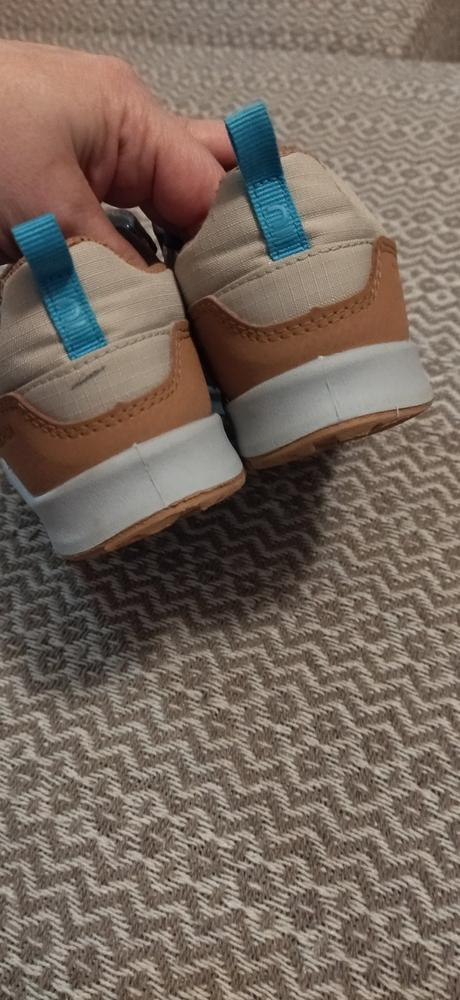 Turistické športové topánky v 31, decathlon,31