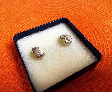 Dvojfarebné náušnice, 