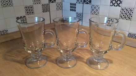 Poháre na kávičku, 