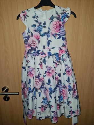 Slávnostné šaty, 128