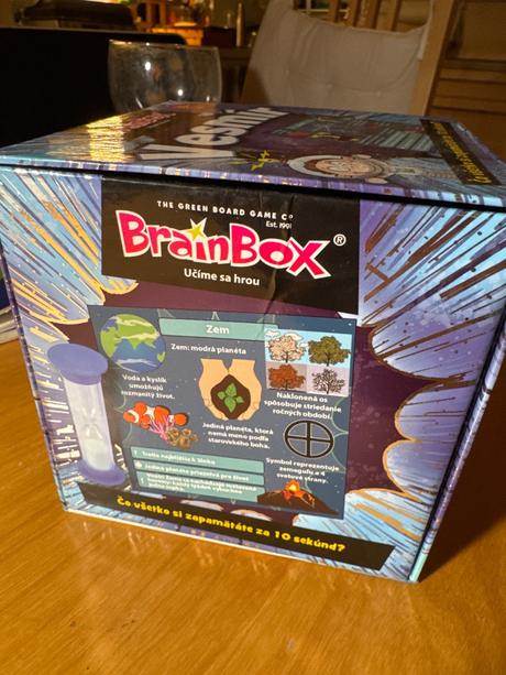 Brain box vesmir, 