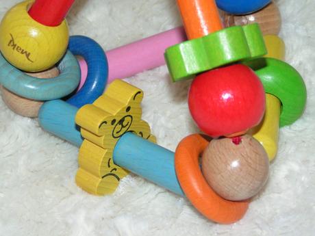 Drevený ihlan s rolničkou,