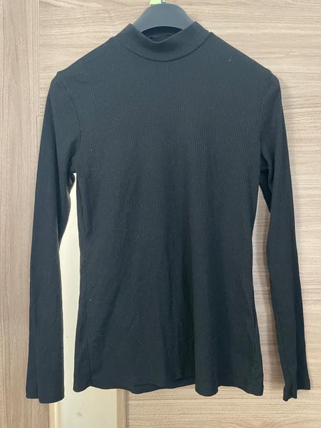 Cierny rebrovany rolak ff, f&f,38