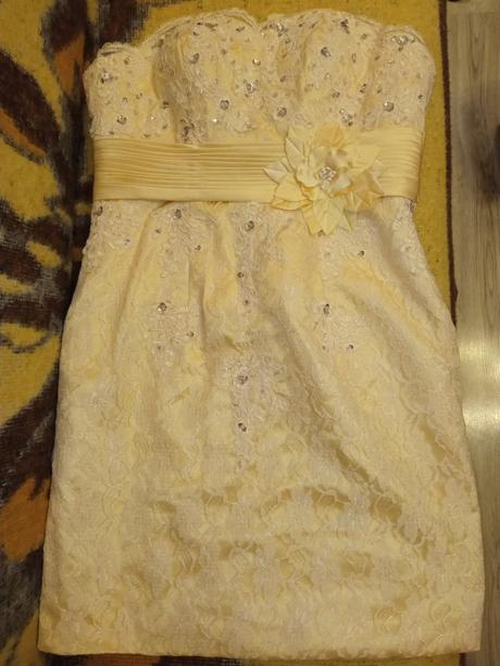 Spoločenské korzetové minišaty s flitrami, m