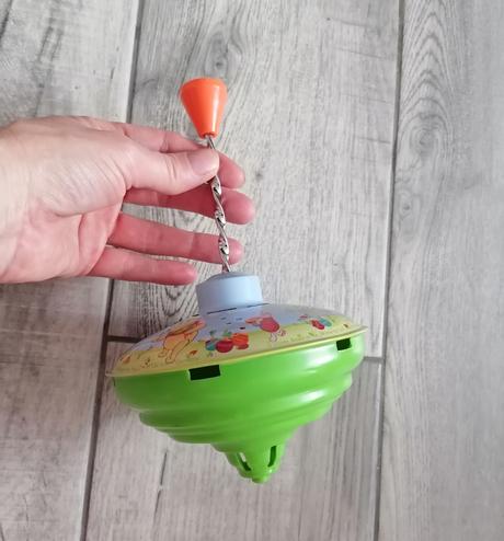 Hračka na točenie - macko pooh,