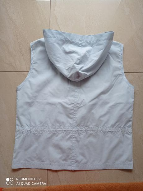 Tenká športová vesta, 164