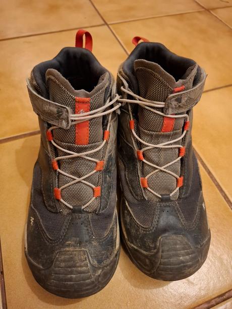 Turisticke topanky, quechua,34