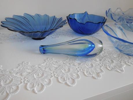 Sklo , v zeleno modrom,