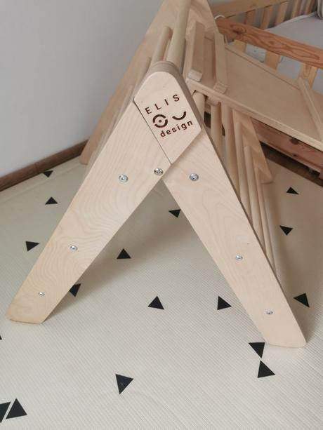 Elis design montessori piklerovej trojuholnik +smy,