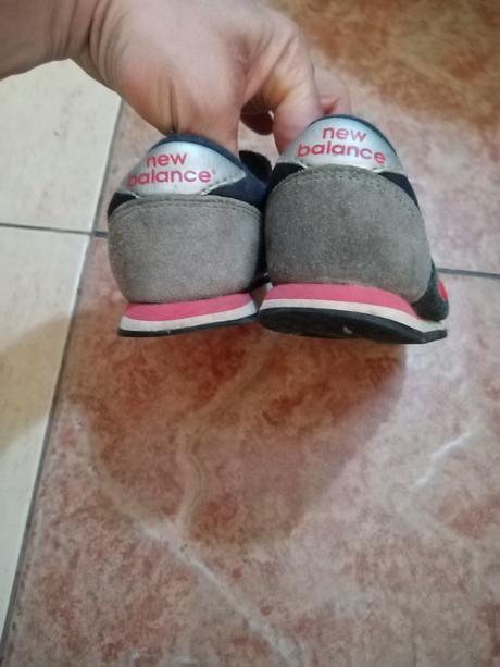 Detske botasky, new balance,28