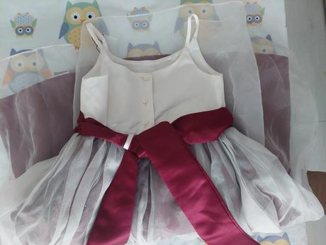 Slávnostné šaty s čelenkou zn.bhs veľ.116, 116