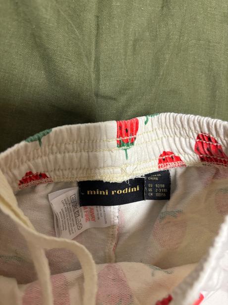 Kraťasy mini rodini, 98