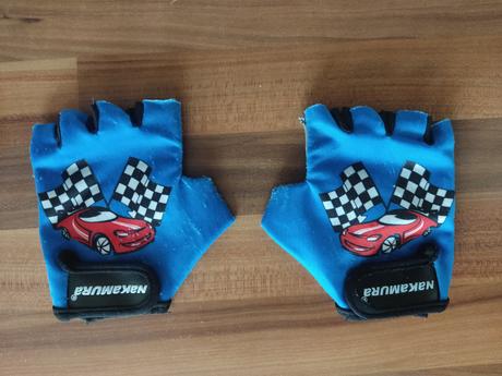 Detská cyklistická prilba + cyklo rukavičky, s