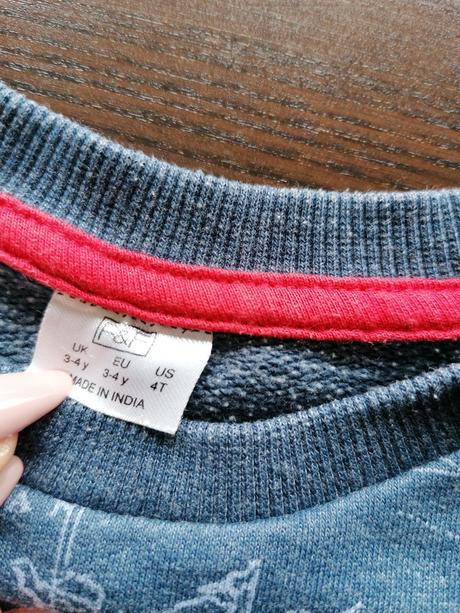 Modrá mikinka, f&f,104