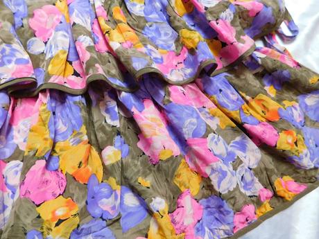 Luxusne vintage hodvabne šaty, 38