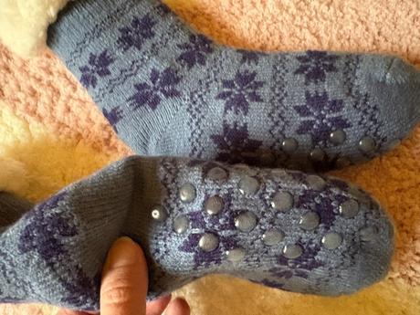 Nenosene protismykove ponozky, 