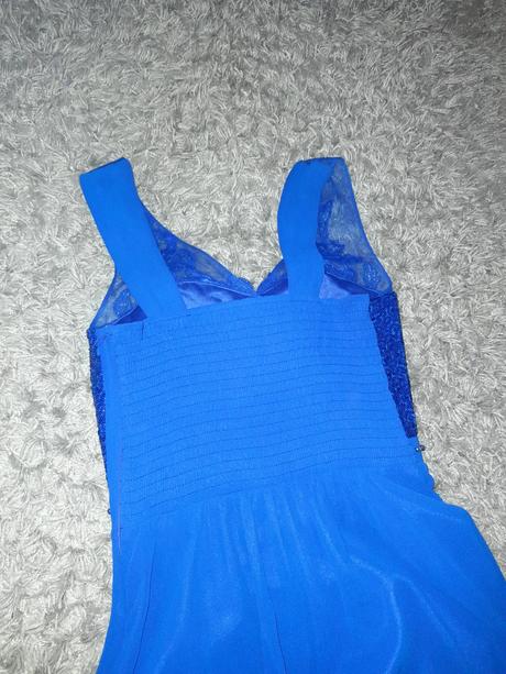 Spoločenské šaty, 38