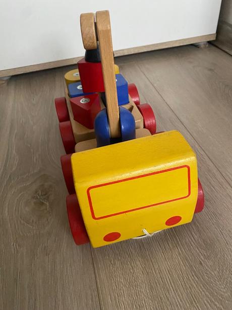 Drevene auto, 