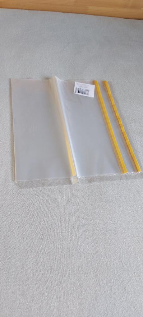 Obaly na knihy a zošity,