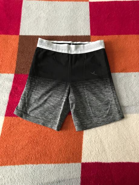 Šortky,zn.decathlon,c.152, decathlon,152