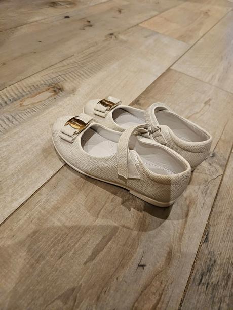 Predam dievcensku obuv, wojtylko,30