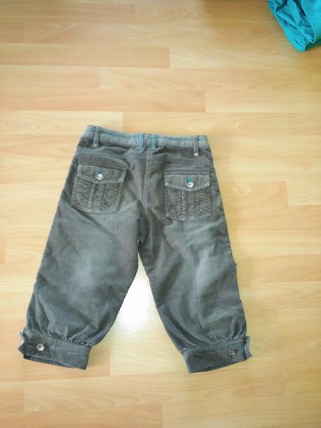 Mencestrove trojstvrtaky, reserved,140