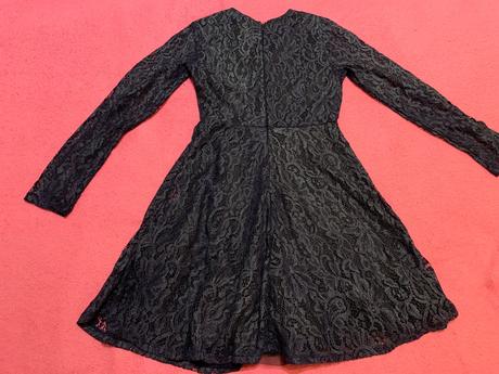 Slávnostné šaty, c&a,146