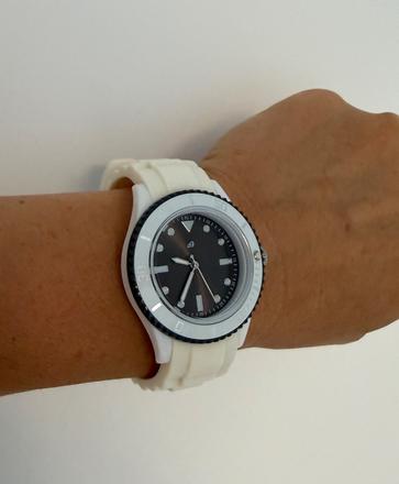 Športové unisex nemecké hodinky za 20eur,