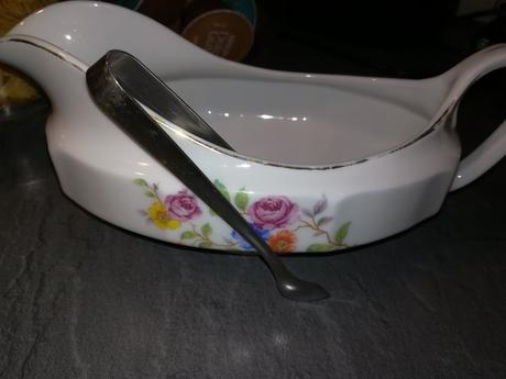 Lyzica uchytka na kockovy cukor,