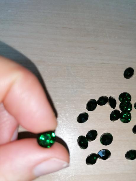 Rhinestones strasove kamienky - emerald, 