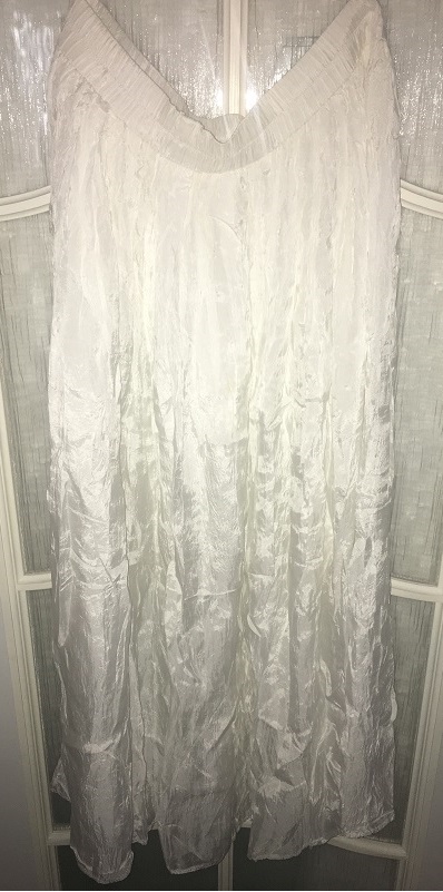 Lesklá skrčená sukňa, m