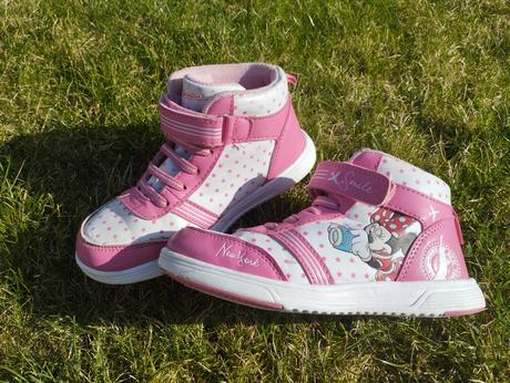 Členkové tenisky, 30