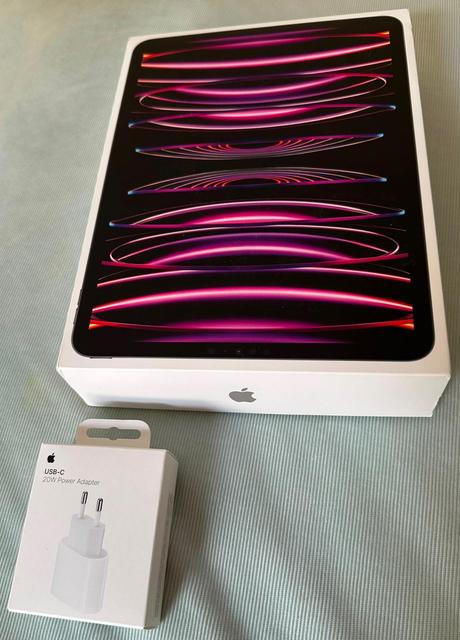 Predám ipad pro 11-inch m2 wi-fi+cellular 256gb, apple