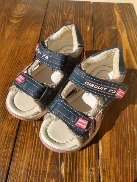 Sandalky, deichmann,23