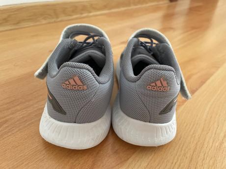 Tenisky sive adidas 27, adidas,27