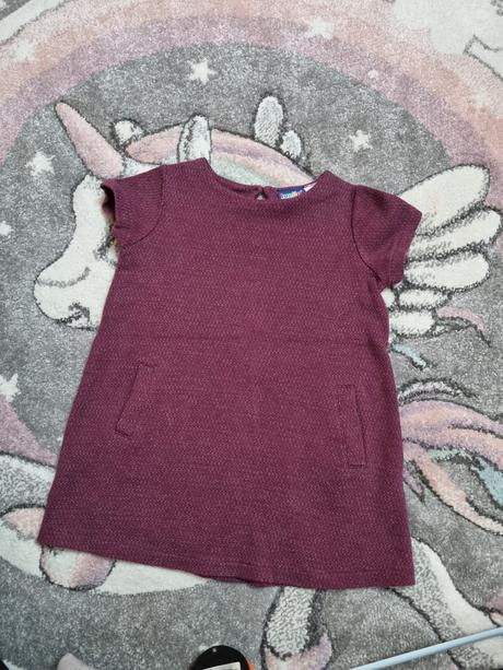 B2049 šaty, lupilu,86