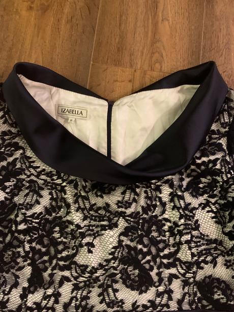 Elegantné šaty v.44, 44