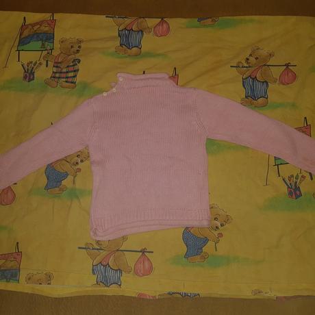 Dievčenský pulovrik, 98