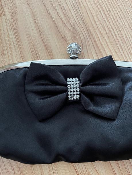 Spolocenska kabelka,