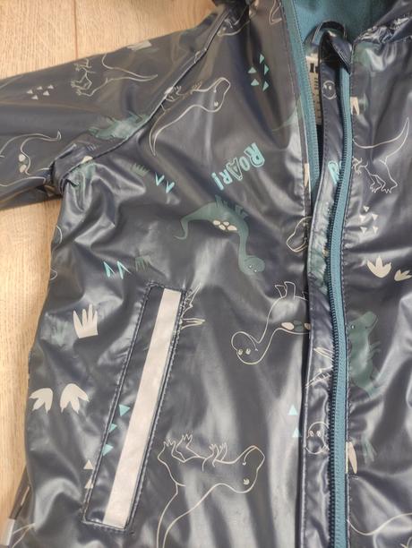 Bunda do dažďa, lupilu,92