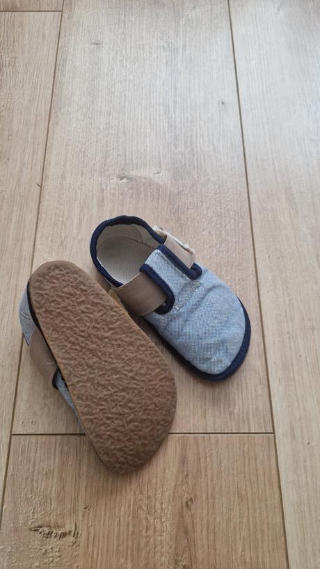 Papučky zn. pegres veľ. 23., pegres,23