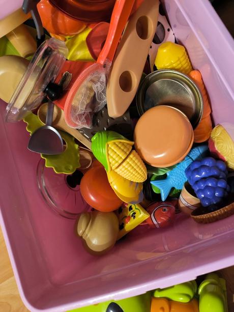 Jedlo,ovocie do kuchynky, 