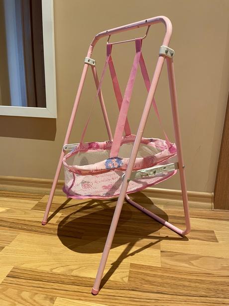 Skladacia hojdacia postieľka pre bábiku, 