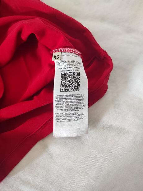 Červené guess tričko, guess,xs