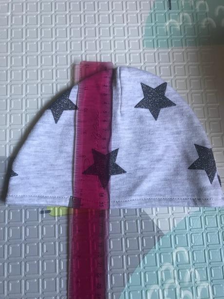 Čiapka s hviezdičkami, 80