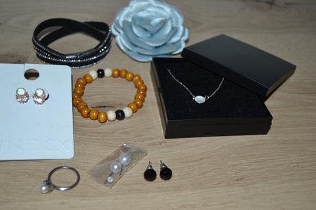 Bižutérne šperky 3 sady balené po 11 ks/7e,