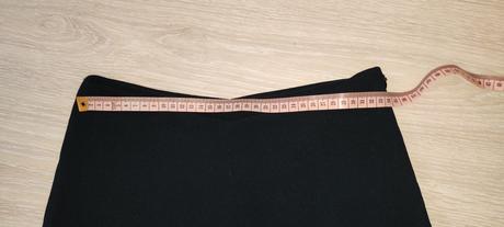 Elegantne, siroke, zvonove nohavice, 36