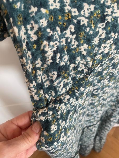 Kvetinove saty, pull&bear,s